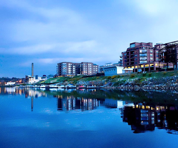 Rocketts Landing Marina, James River, Richmond Virginia