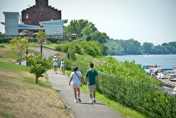 Riverside Lifestyle at Rocketts Landing, Richmond Virginia