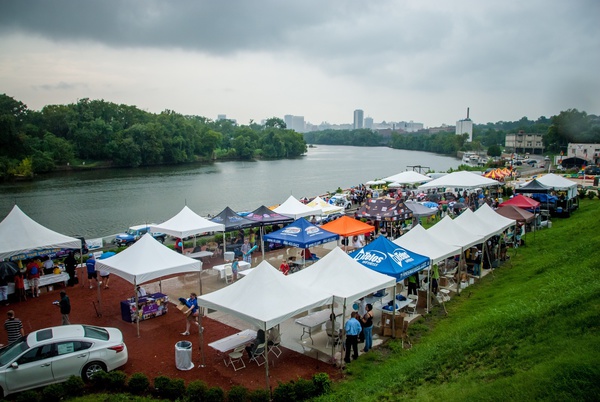 Rocketts Landing, Richmond VA, Duck Race, Big Brothers Big Sisters Duck Race